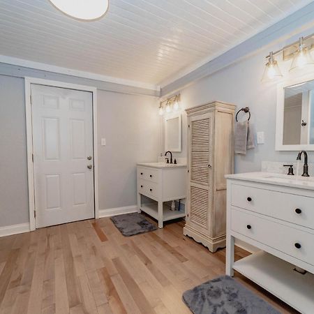 Comfortable King Suite Zen Space Hattiesburg Exterior photo