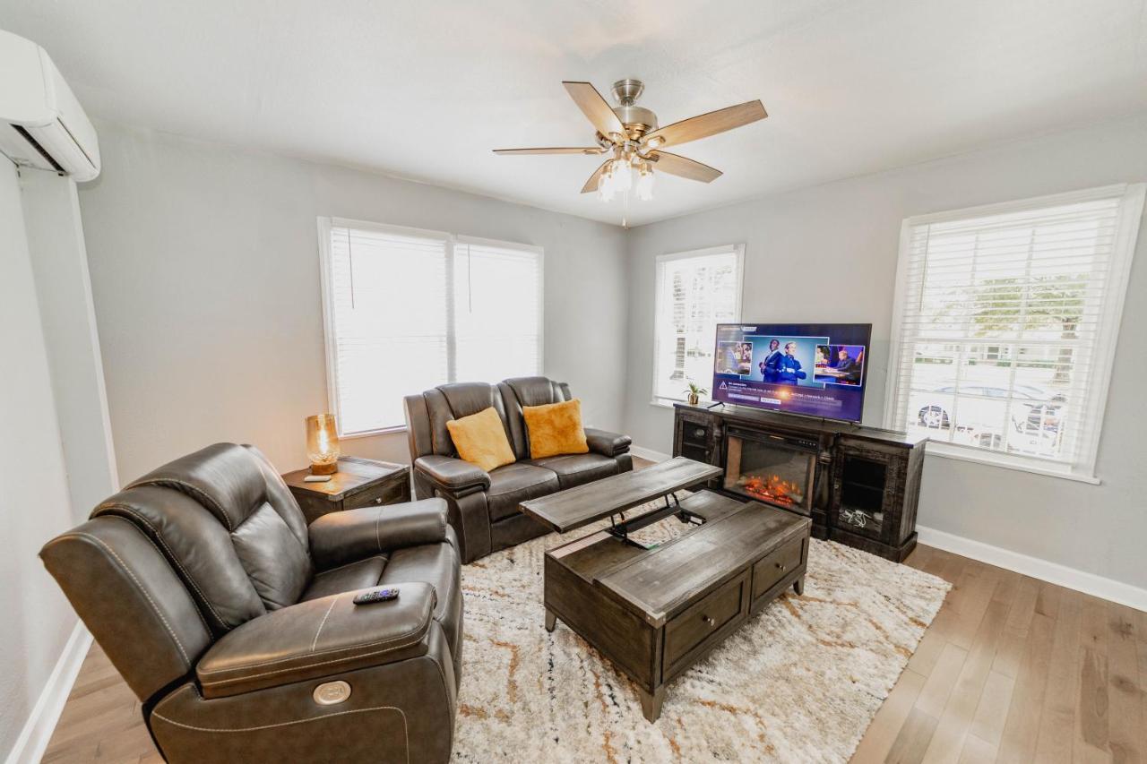 Comfortable King Suite Zen Space Hattiesburg Exterior photo