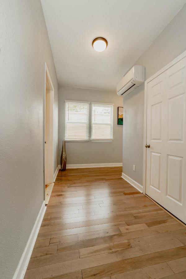 Comfortable King Suite Zen Space Hattiesburg Exterior photo